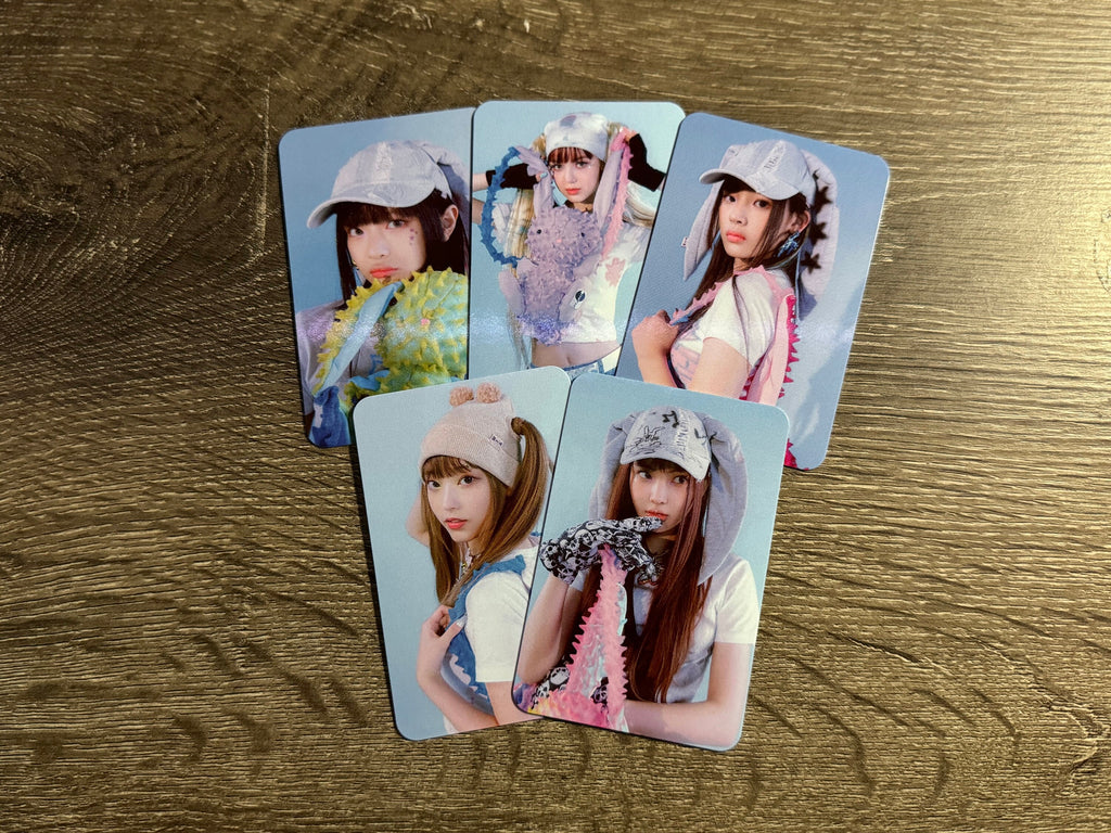 Custom NJ Girl Group Holographic Photocards KPop Tokki New Minji Hanni Danielle Haerin Hyein Jeans Unofficial